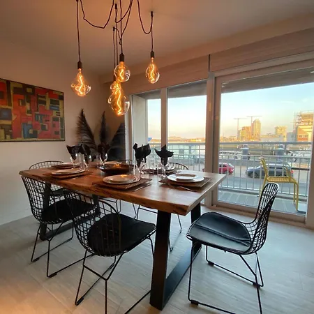 Apartment Luxe Met Zeezicht Aan De Jachthaven *